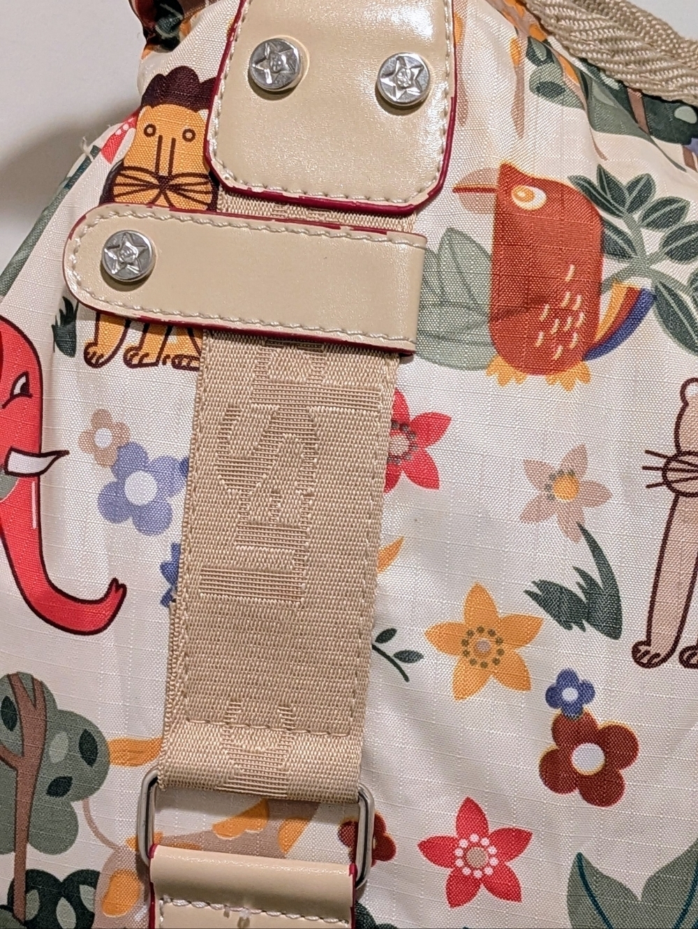 EUC LeSportSac x Tokidoki Animal Floral Print Shoulder Bag with Floral Lining - Picture 11 of 13